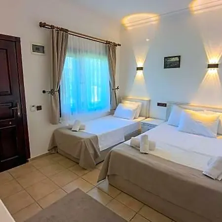 Deniz 호텔 3*