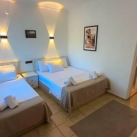 Deniz 호텔 3*