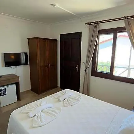 Deniz 3* Ayvalı